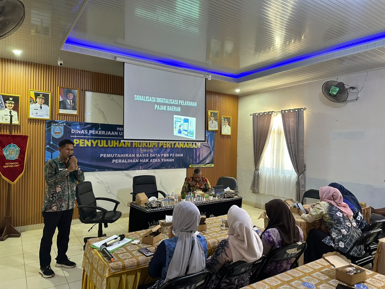 OPTIMALISASI PAD DAN AKSES WARGA: BPKPAD KABUPATEN BANJAR PACU DIGITALISASI PBB-P2 DI SIMPANG EMPAT