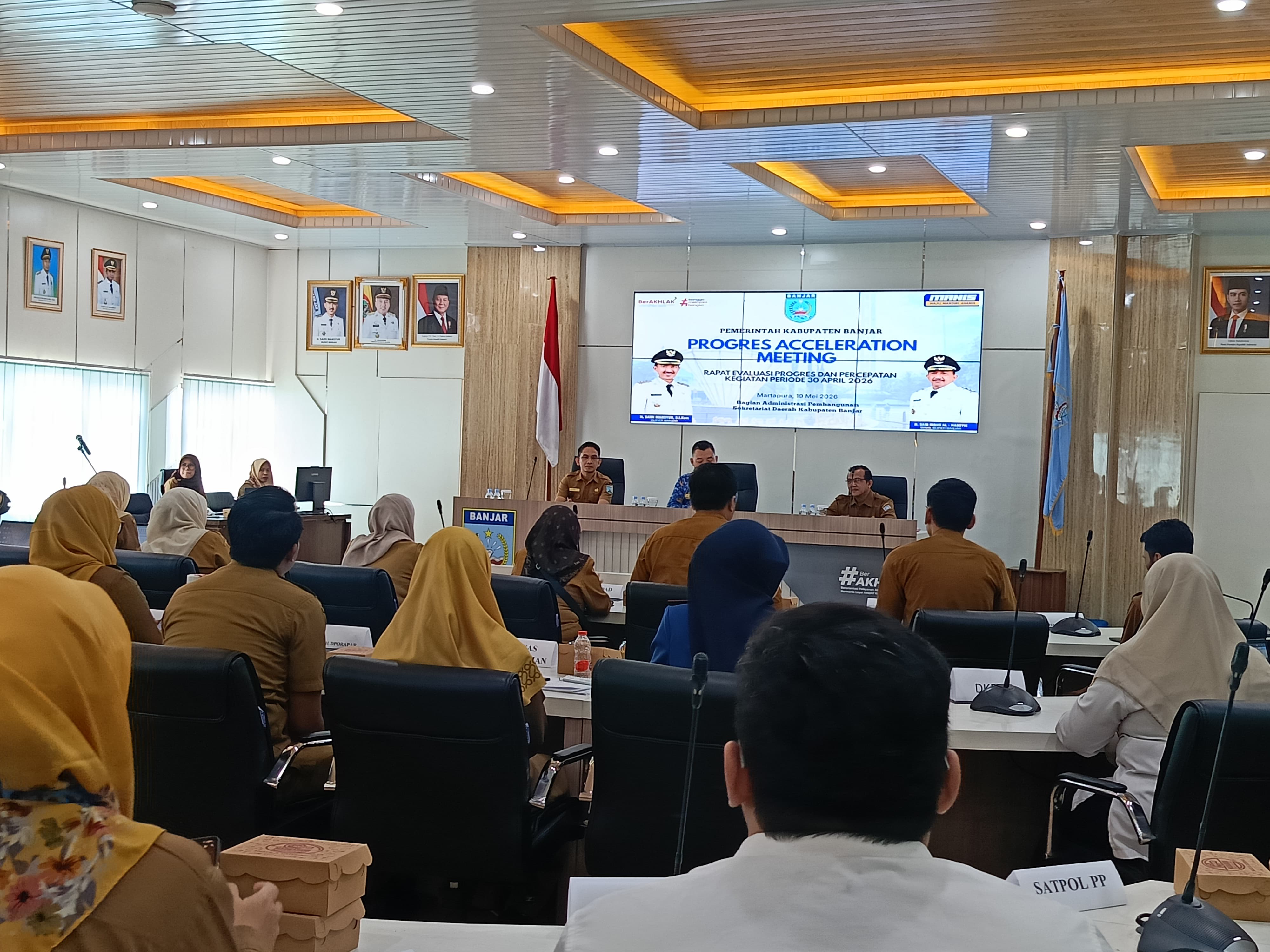 Kecamatan Sungai Pinang Hadiri Rapat Evaluasi dan Percepatan Kegiatan Pembangunan Daerah