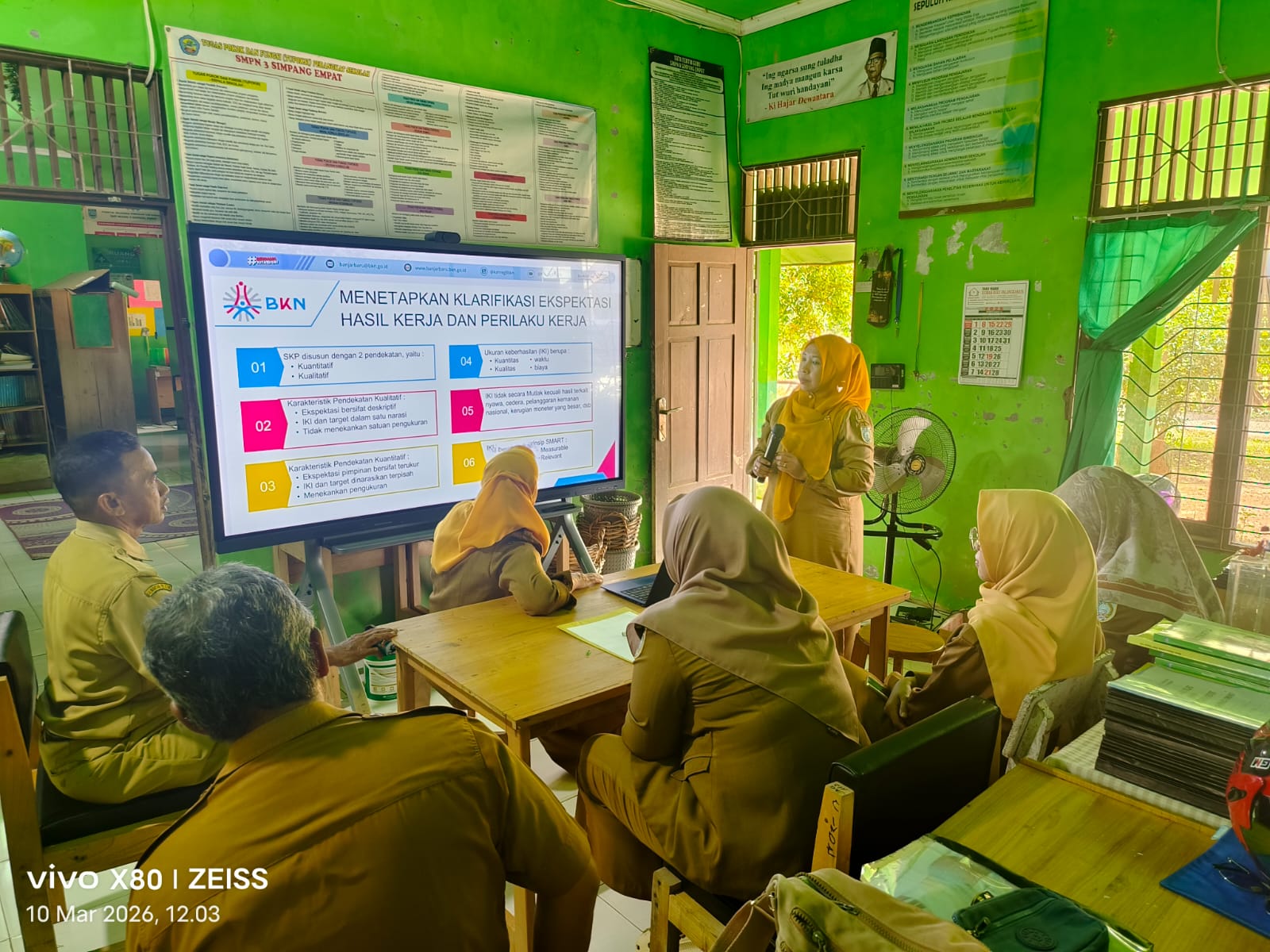 SMPN 3 Simpang Empat Gelar Pengimbasan BIMTEK Pengembangan Karier PTK Berbasis Digital