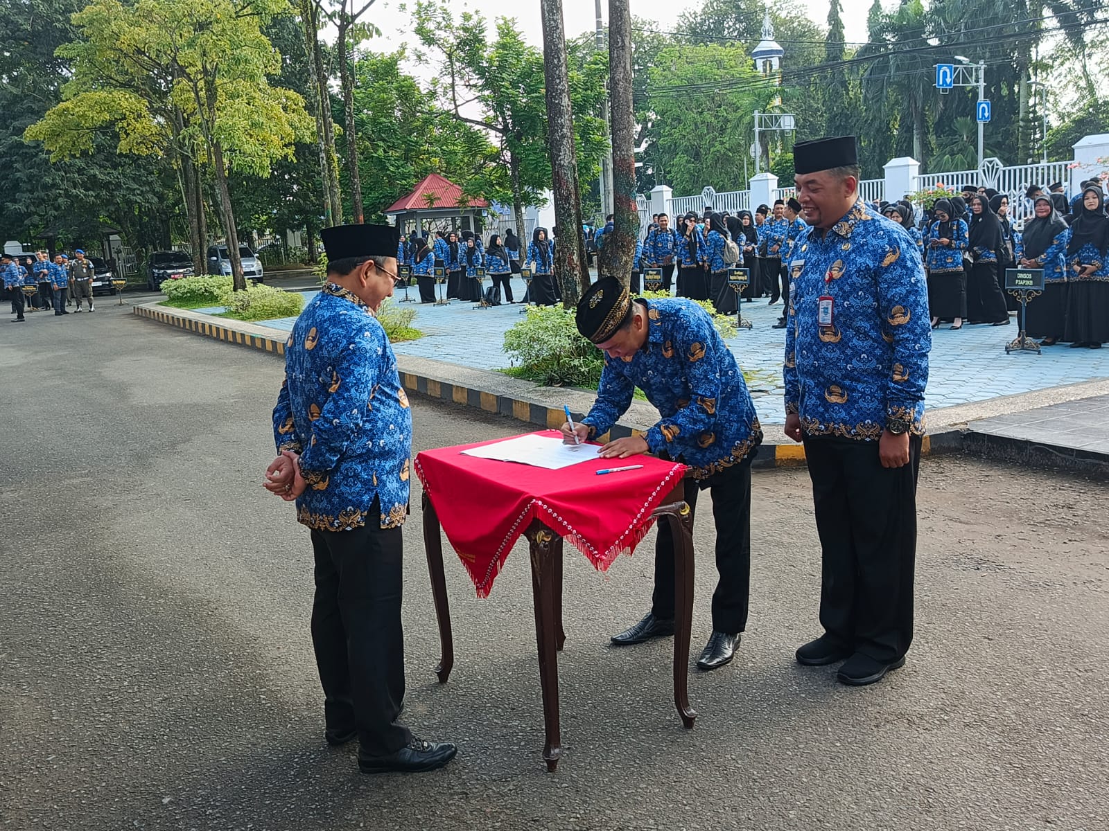 DPMPTSP dan Satpol PP Banjar Tandatangani Perjanjian Kerjasama Mal Pelayanan Publik