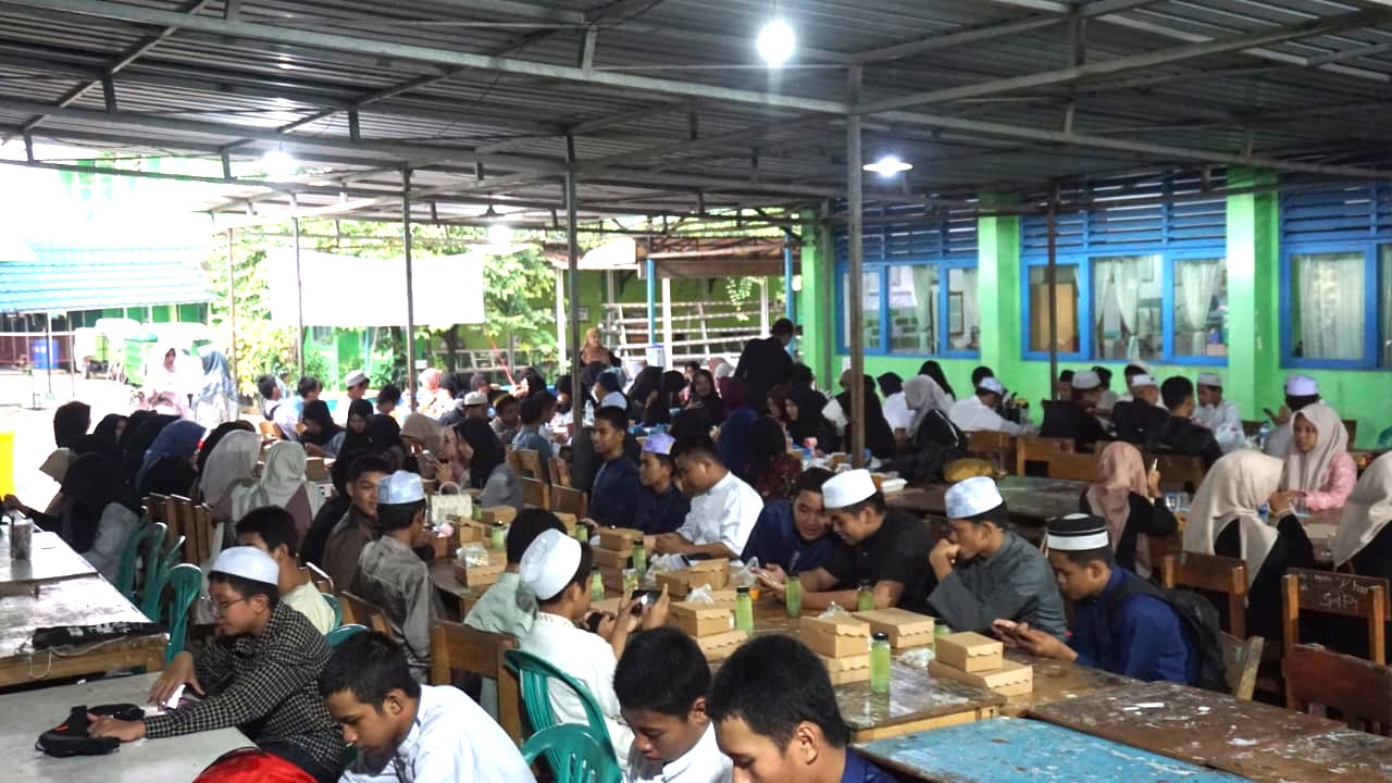Cahaya Ramadan, SMPN 3 Martapura, Pererat Silaturahmi melalui Buka Puasa Bersama