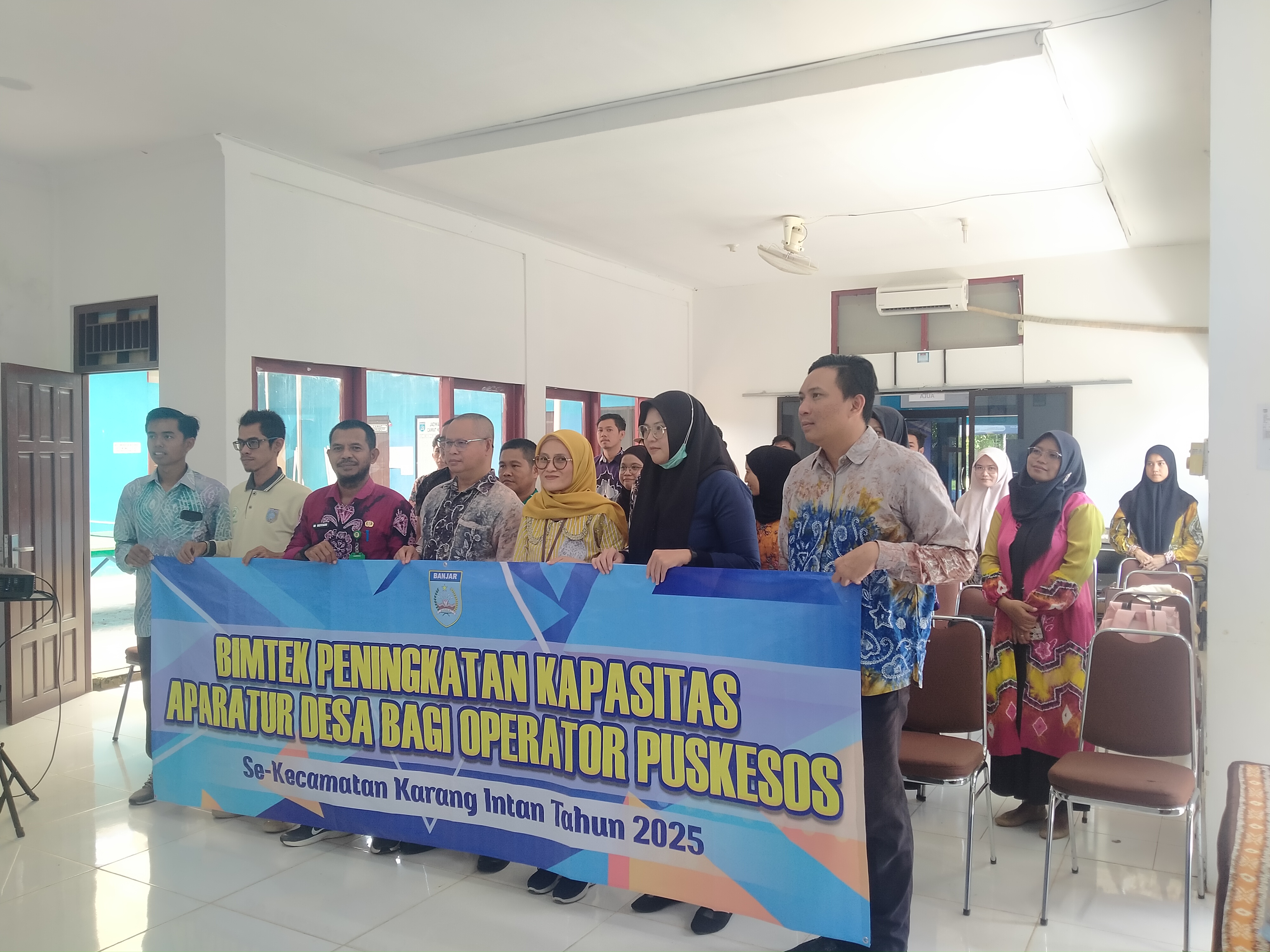Optimalkan Layanan Sosial, Karang Intan Gelar Bimtek Peningkatan Kapasitas Operator Puskesos