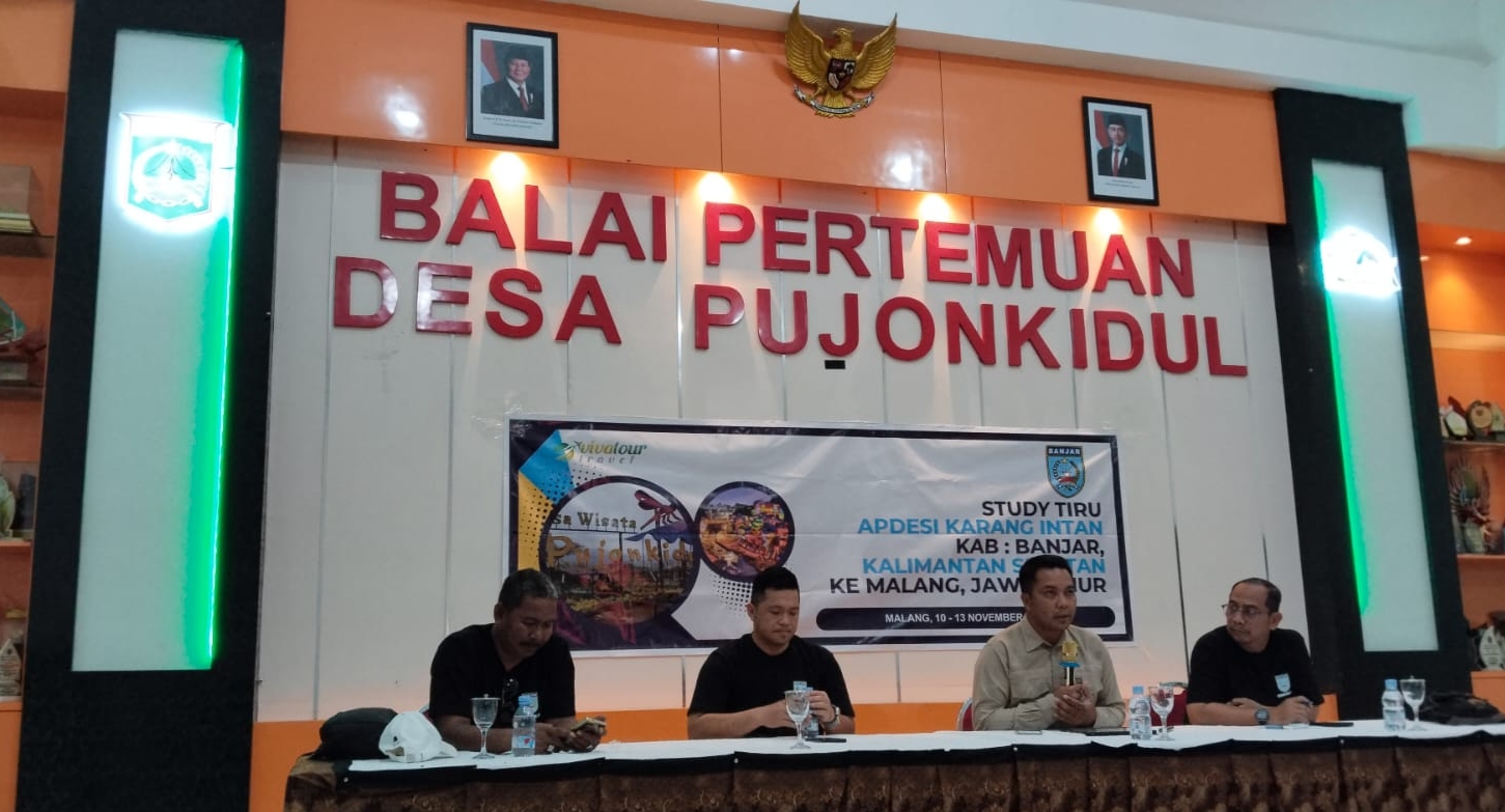 Perkuat Pengelolaan Desa, DPK APDESI Kecamatan Karang Intan Studi Tiru di Dua Desa Jawa Timur
