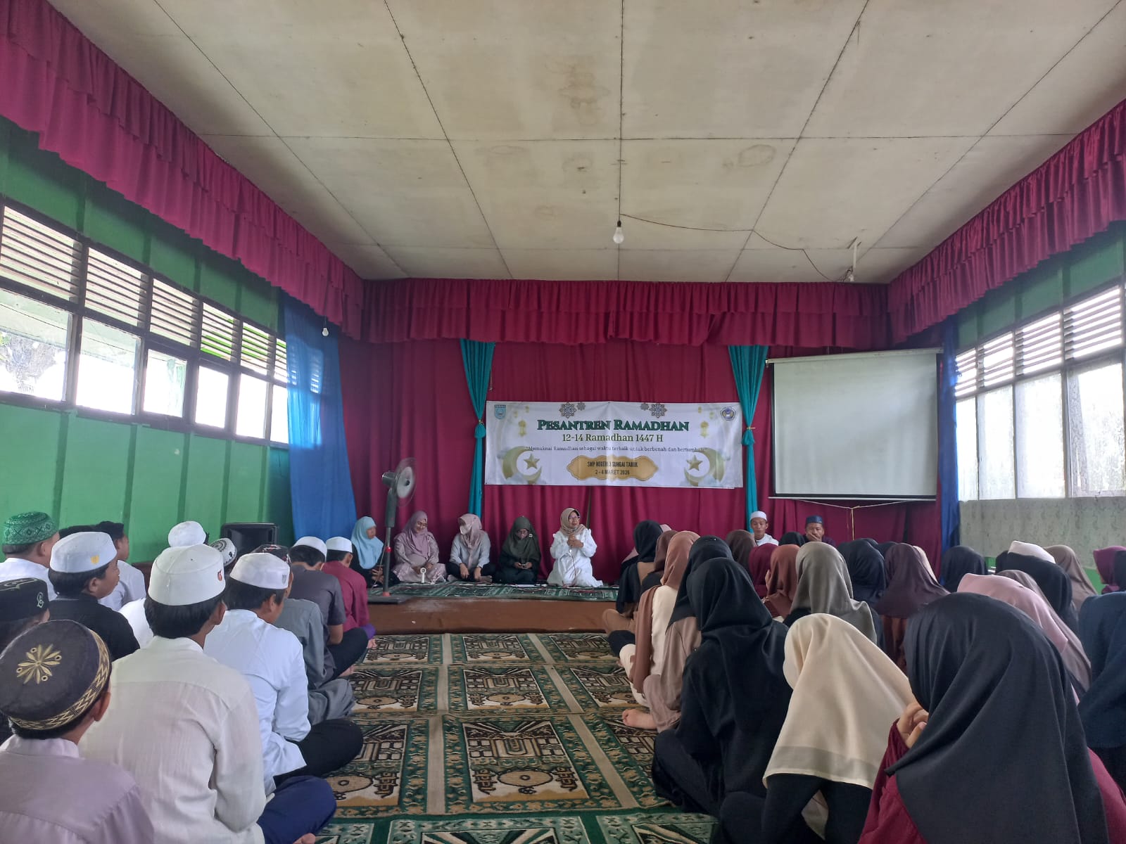 Penutupan Pesantren Ramadan SMPN 3 Sungai Tabuk Berlangsung Khidmat
