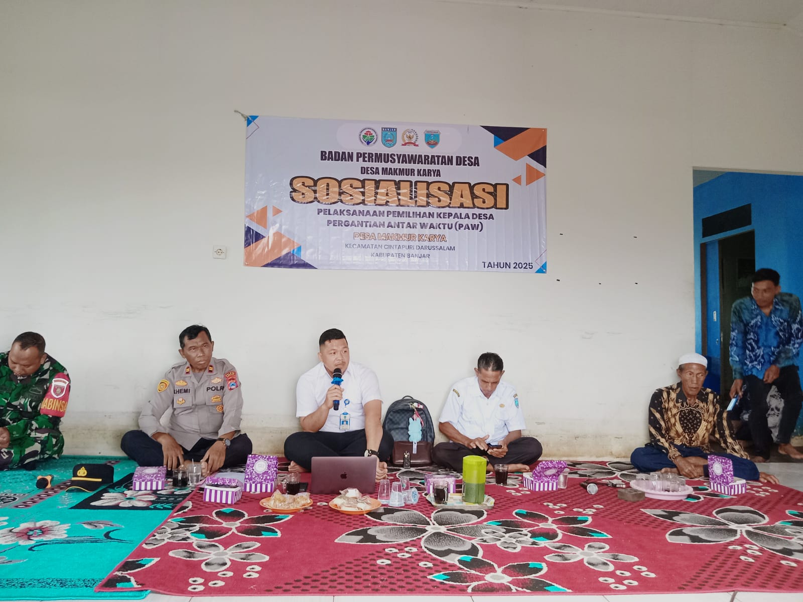 DPMD Sosialisasikan Tata Cara Pemilihan Pambakal PAW di Desa Makmur Karya