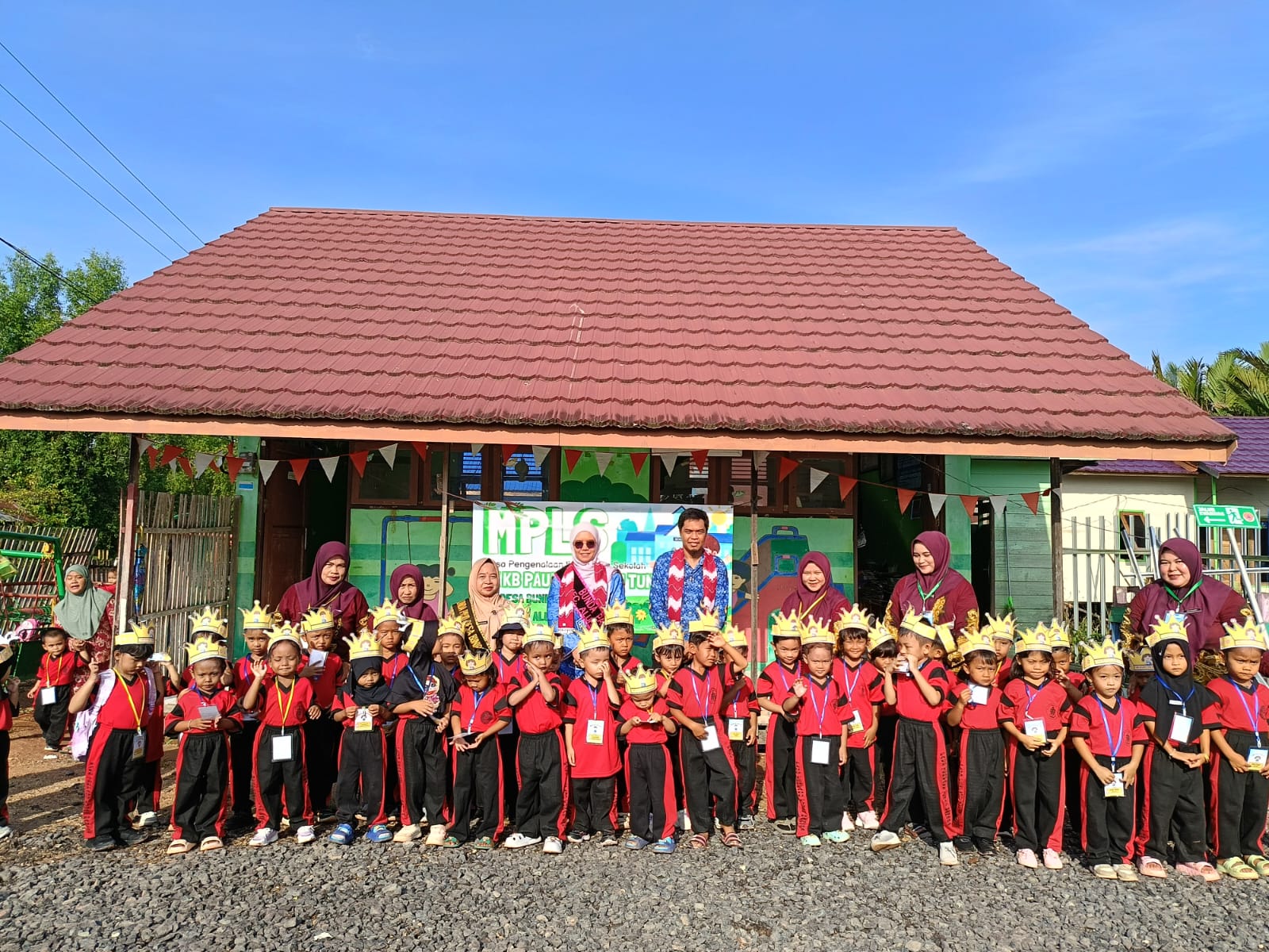 Monev MPLS Ramah 2025 di Kecamatan Aluh-Aluh
