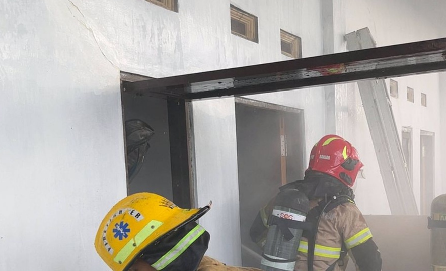 Kebakaran Skala Kecil Terjadi di Sungai Sipai Akibatkan Kasur Habis Terbakar