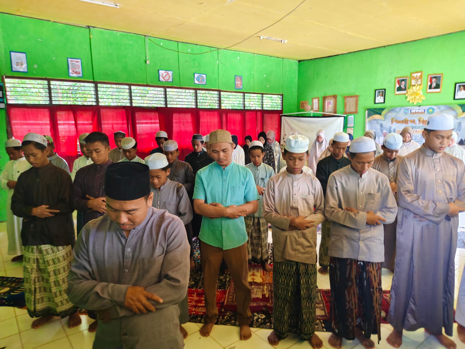 Pesantren Ramadan SMPN 3 Aranio Menutup Kegiatan dengan Hikmah dan Semangat Baru
