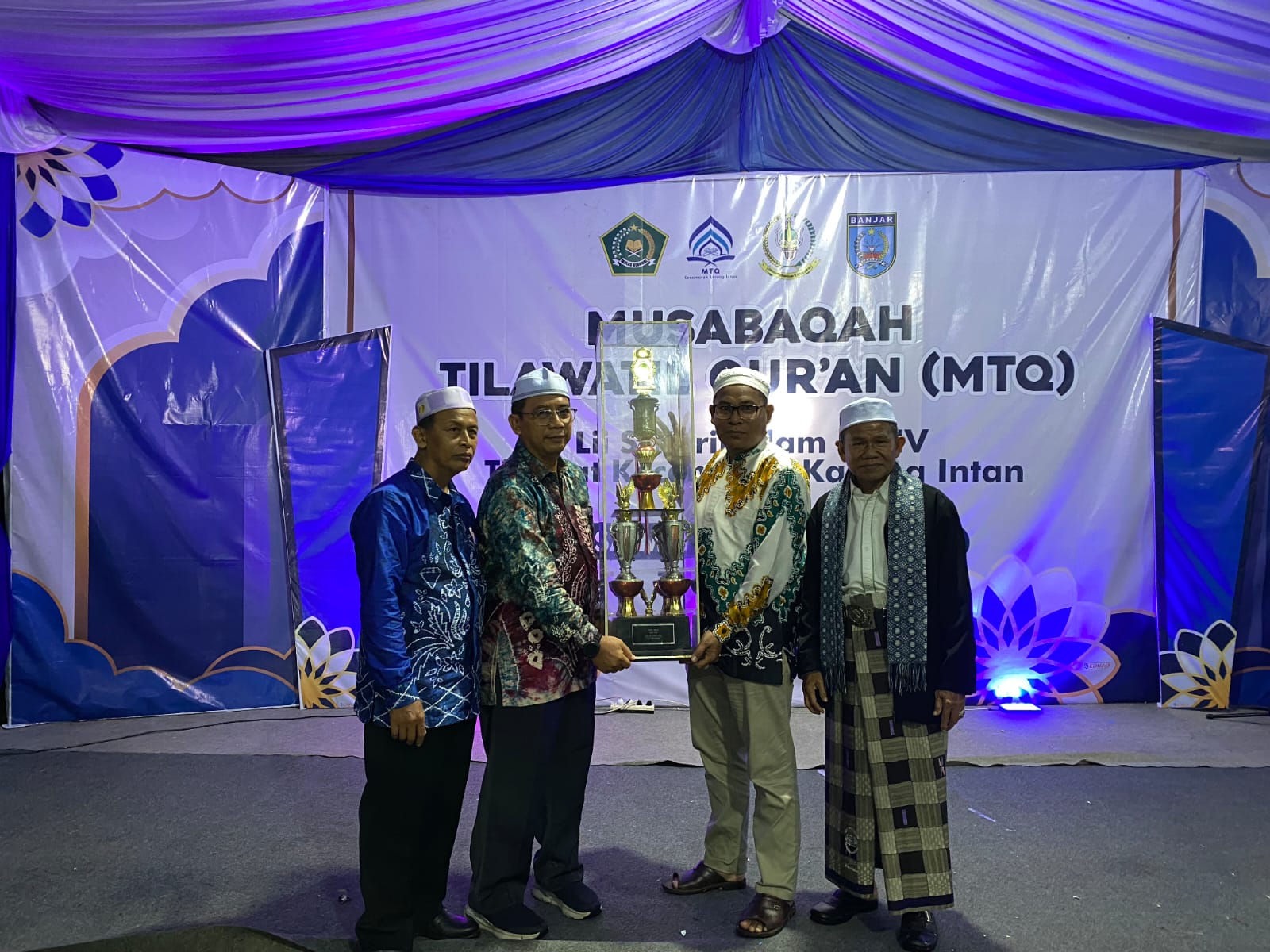 Penutupan MTQ Karang Intan, Desa Sungai Landas Raih Juara Umum