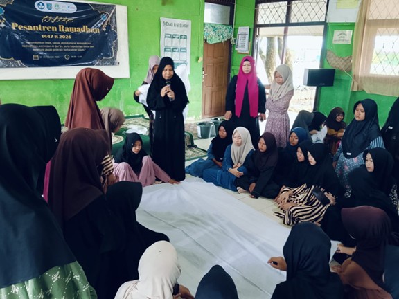 Pesantren Ramadan, Murid SMPN 1 Martapura Barat Dibekali Tata Cara Memandikan Jenazah