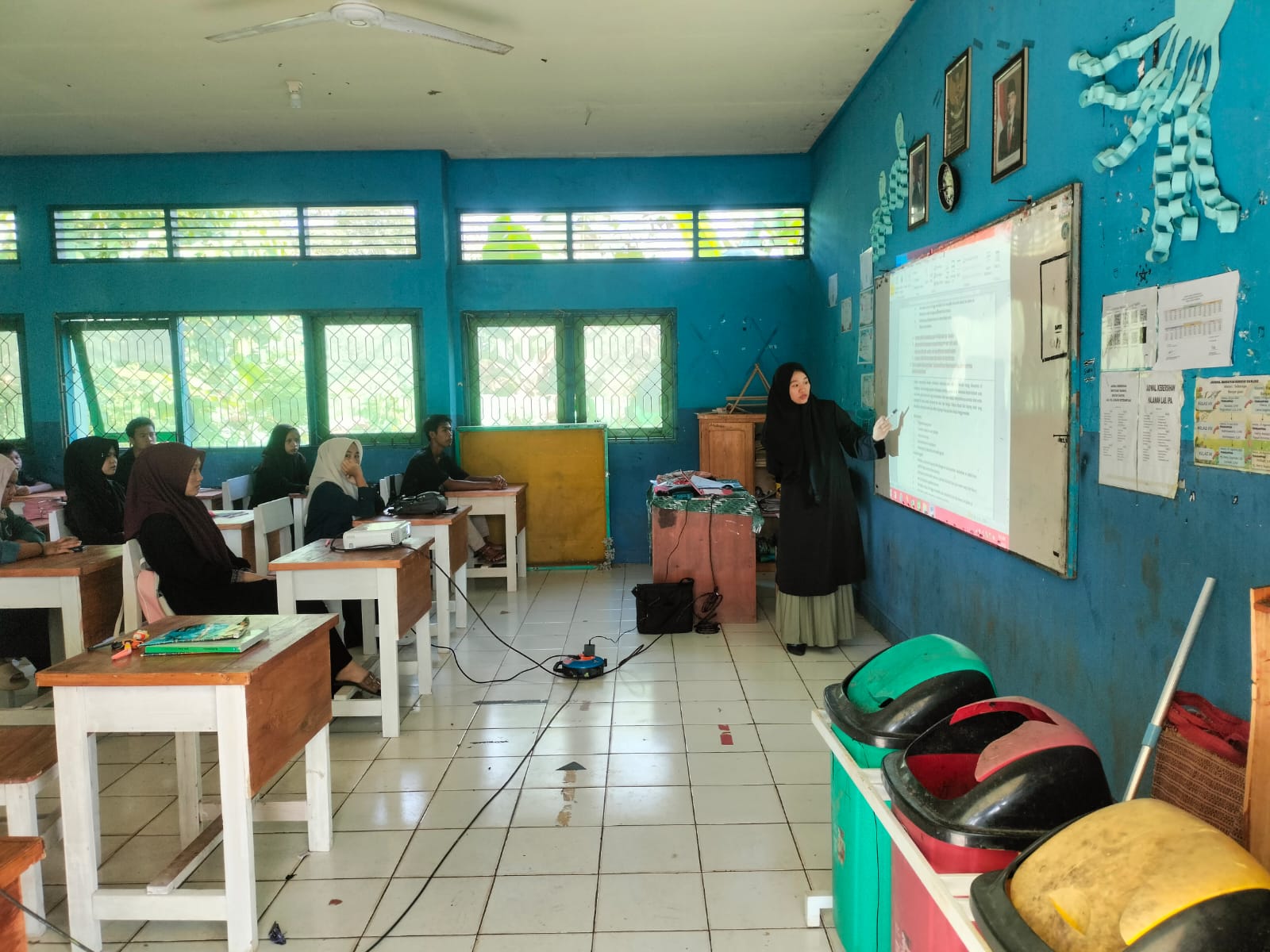 SMP Negeri 2 Karang Intan Intensifkan Les Tambahan Ramadan untuk Persiapan TKA