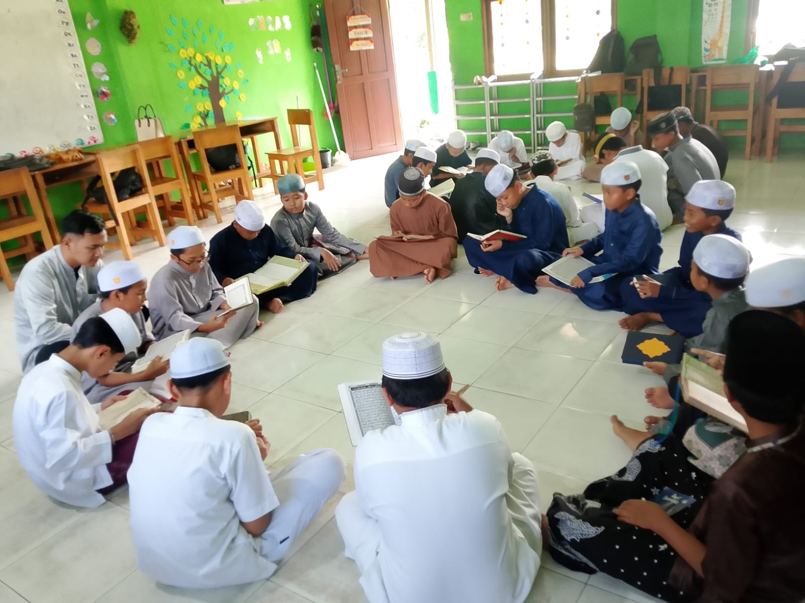 Tema Qur’ani Warnai Pesantren Ramadan SDN Indrasari 1 Martapura