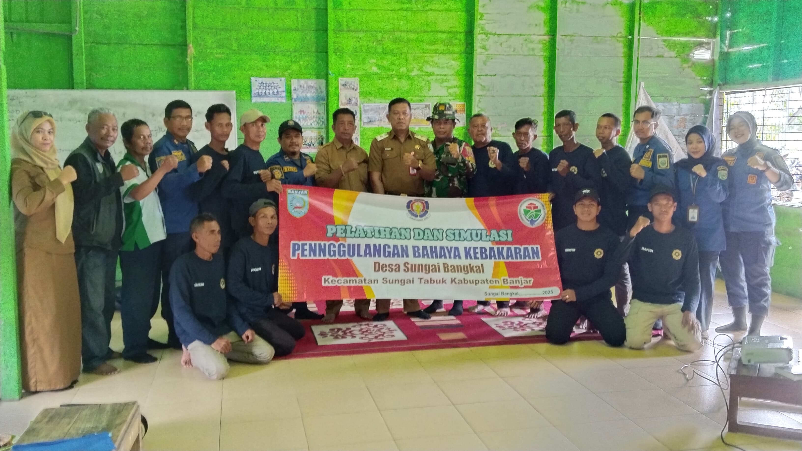 DPKP Banjar Bentuk Redkar di Desa Sungai Bangkal
