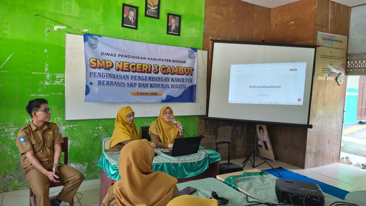 SMPN 3 Gambut Gelar Pengimbasan Pengembangan Karir PTK Berbasis SKP dan Kinerja Digital