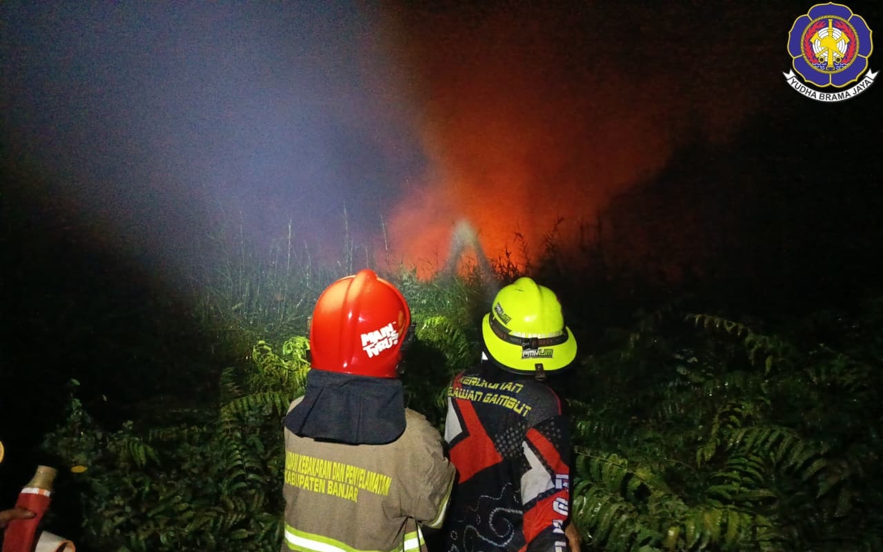 Damkar Banjar Tangani Karhuta di Desa Malintang Lama