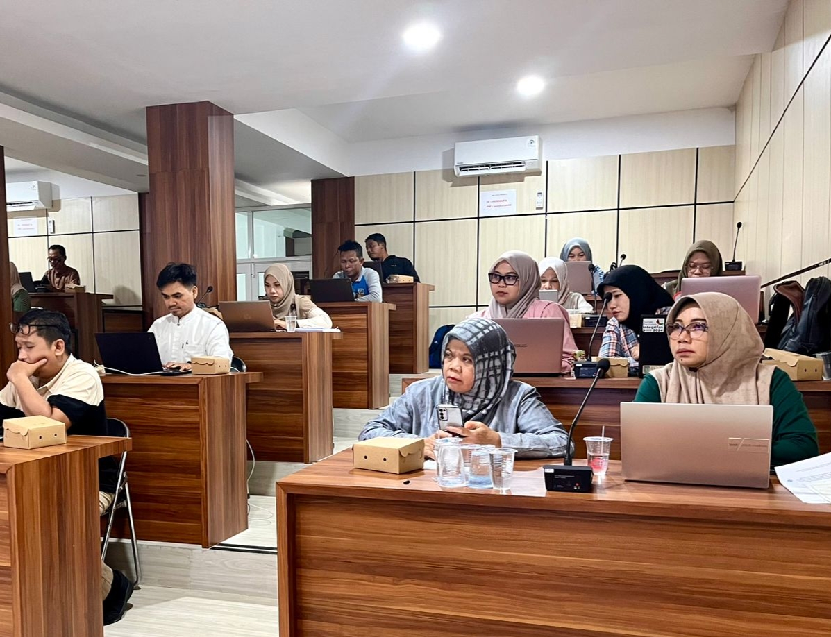 Pengurus Barang Kecamatan Karang Intan Ikuti Rekonsiliasi SIMDA BMD dan E-BMD