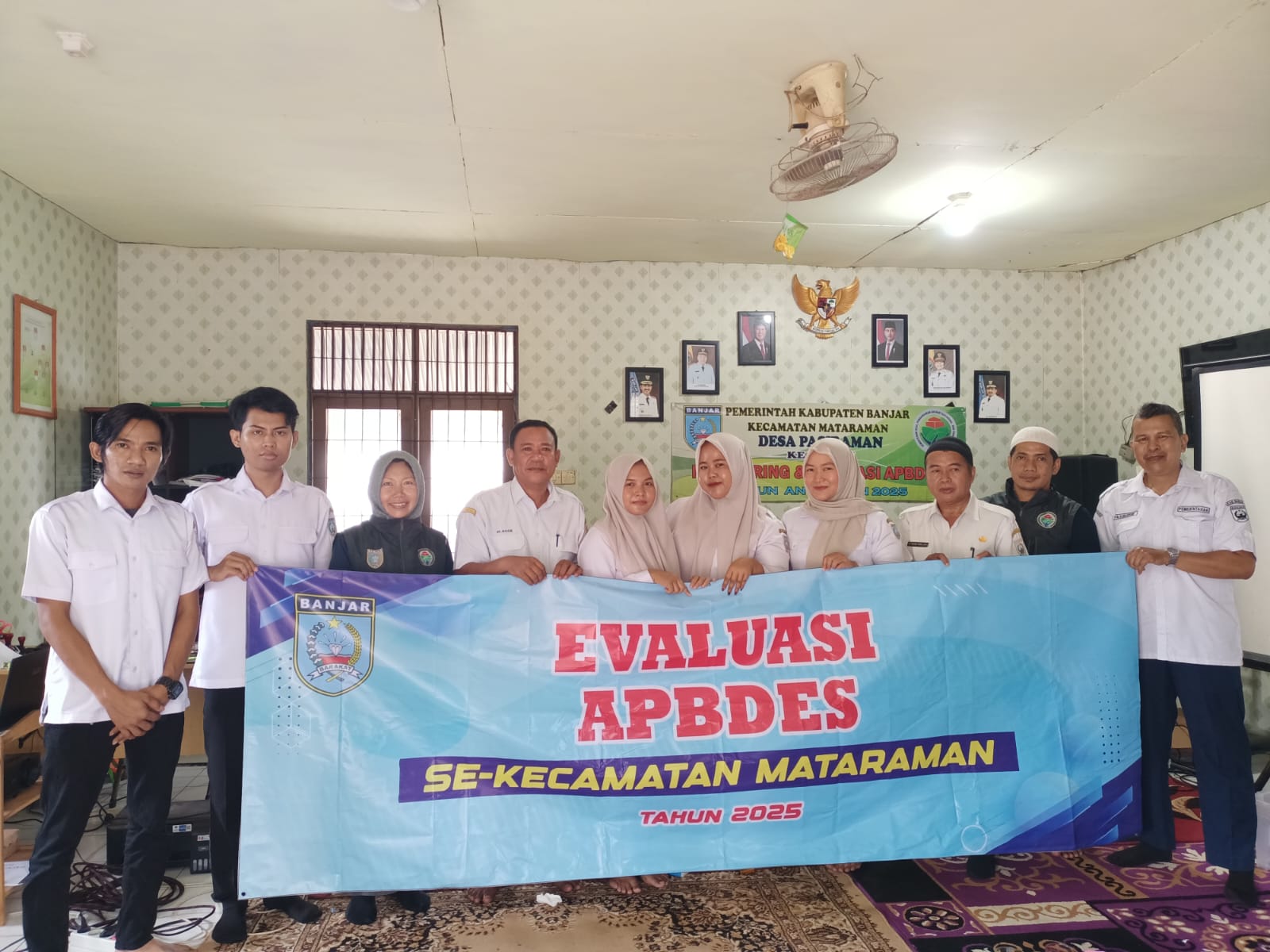 Tim Kecamatan Mataraman Lakukan Evaluasi APBDesa 2025 Pada Pemdes Pasiraman