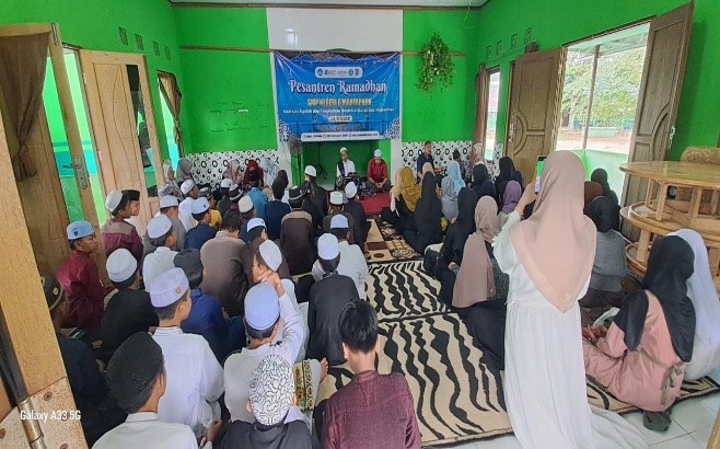 Perkuat Aqidah, SMPN 6 Martapura Gelar Pesantren Ramadan Selama Sepekan