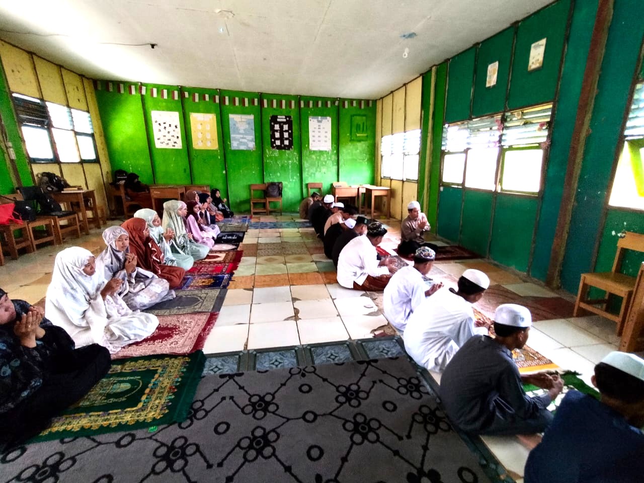 Ramadan Seru di SMP Negeri 6 Aluh-Aluh : Ubah Rehat jadi Ibadah