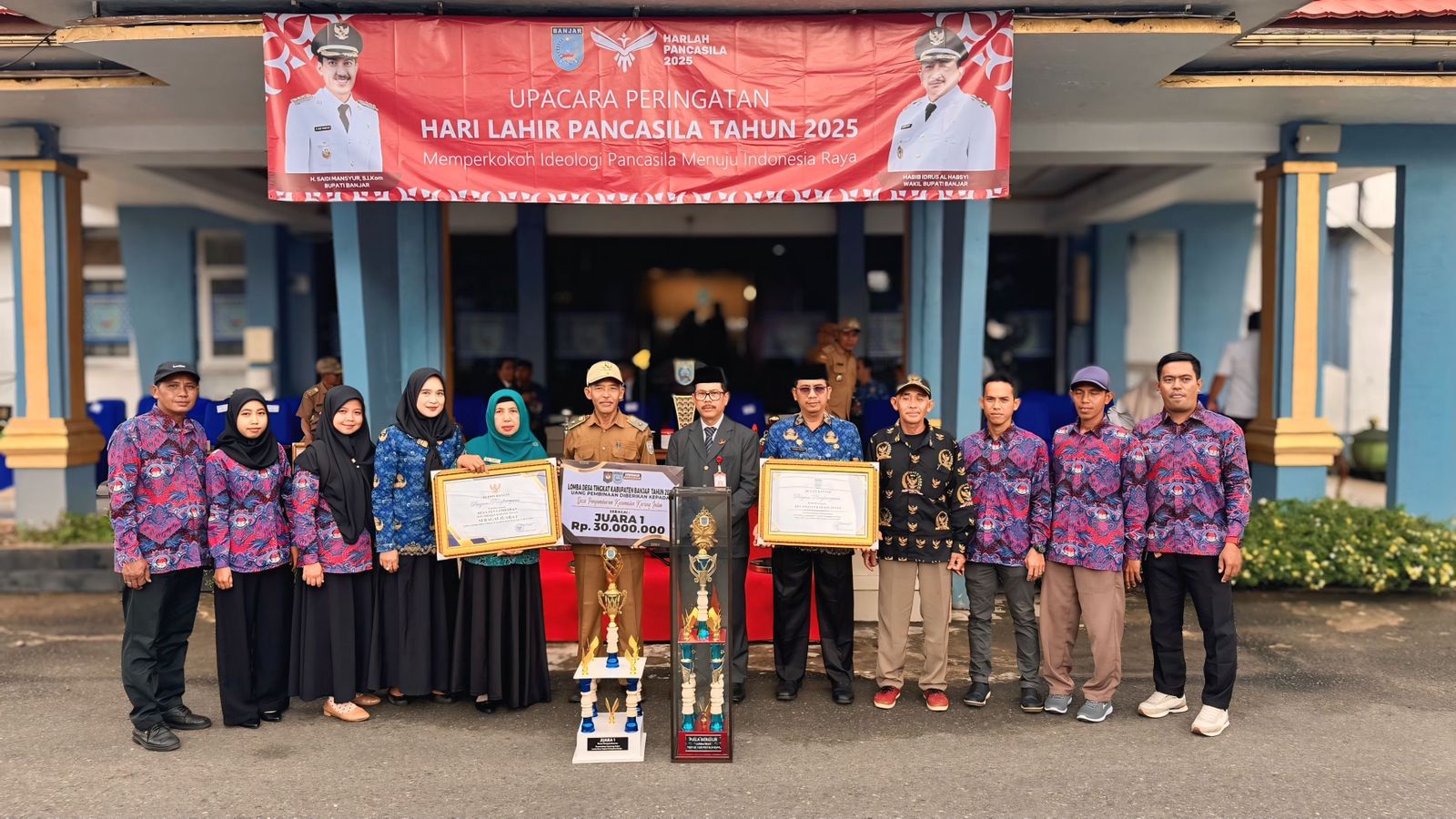 Desa Penyambaran Raih Juara I Lomba Desa Tingkat Kabupaten Banjar 2025