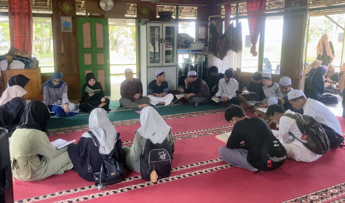 Ramadan Penuh Keteladanan, SMPN 2 Kertak Hanyar Perkuat Keimanan Siswa