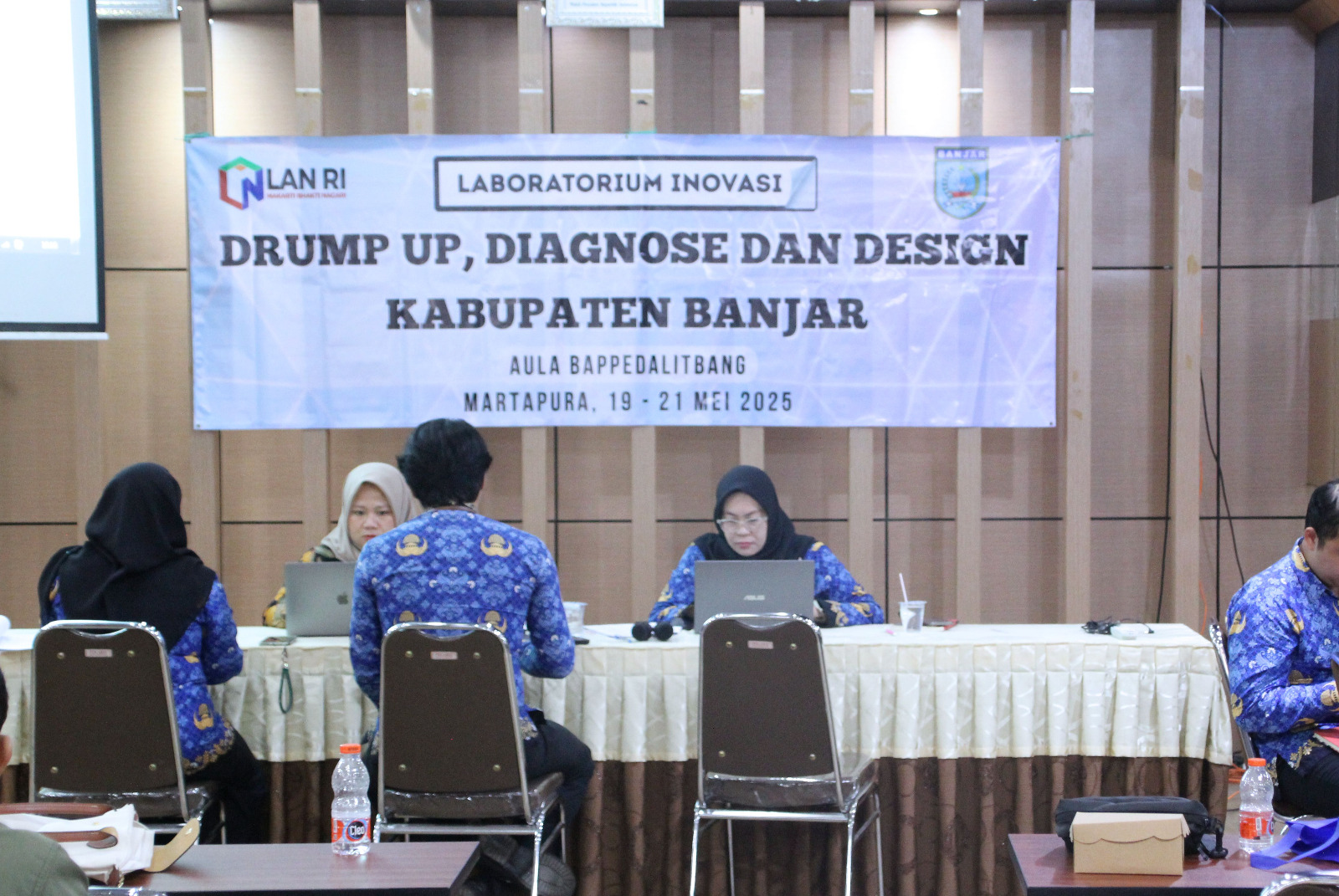 Bappedalitbang Banjar Gelar Coaching Clinic Tahap Diagnose dan Design bersama Tim LAN RI