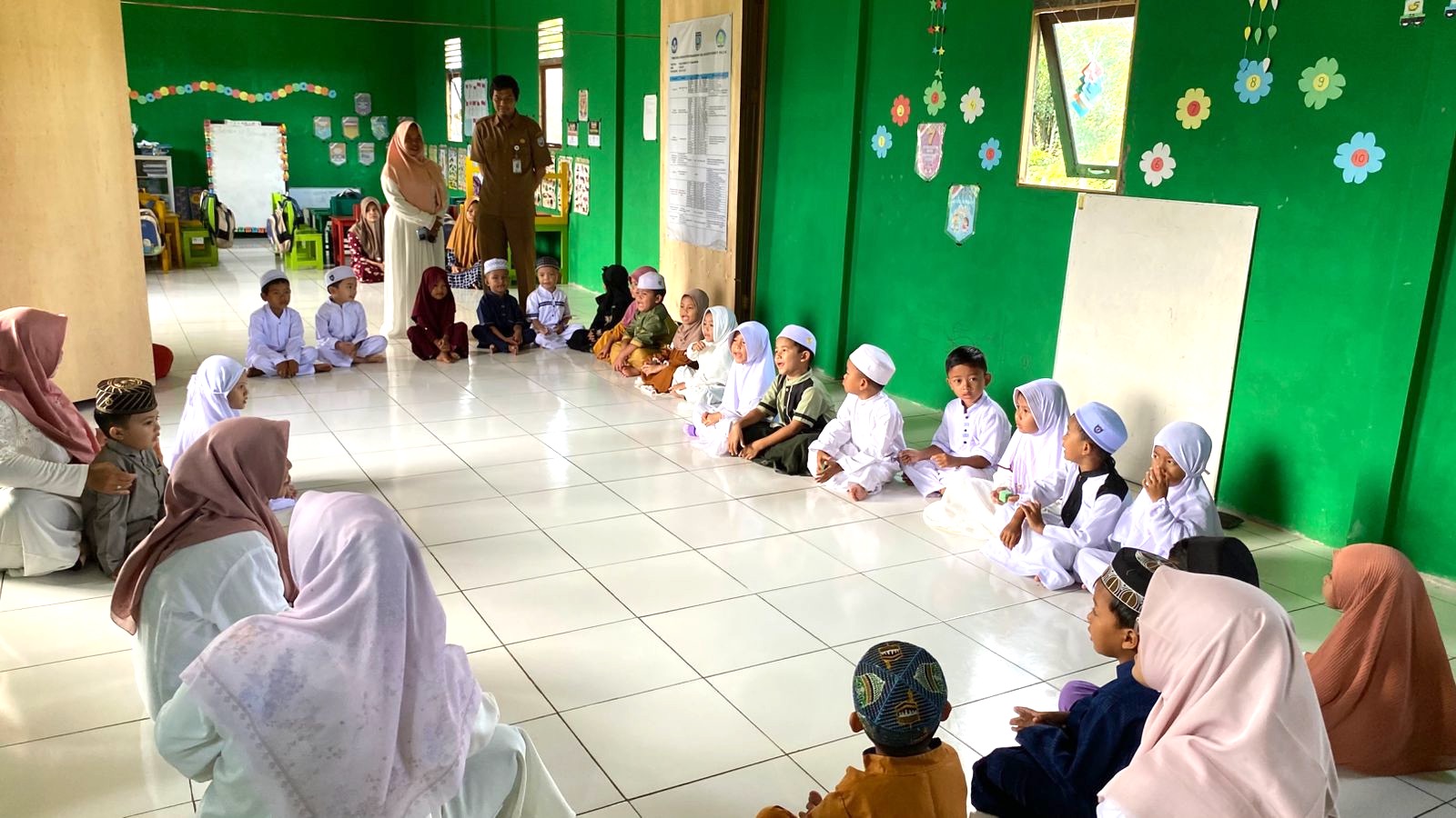 TK Tunas Bangsa Kecamatan Aluh Aluh Menggelar Program Ramadhan dan Pembagian MBG untuk Anak