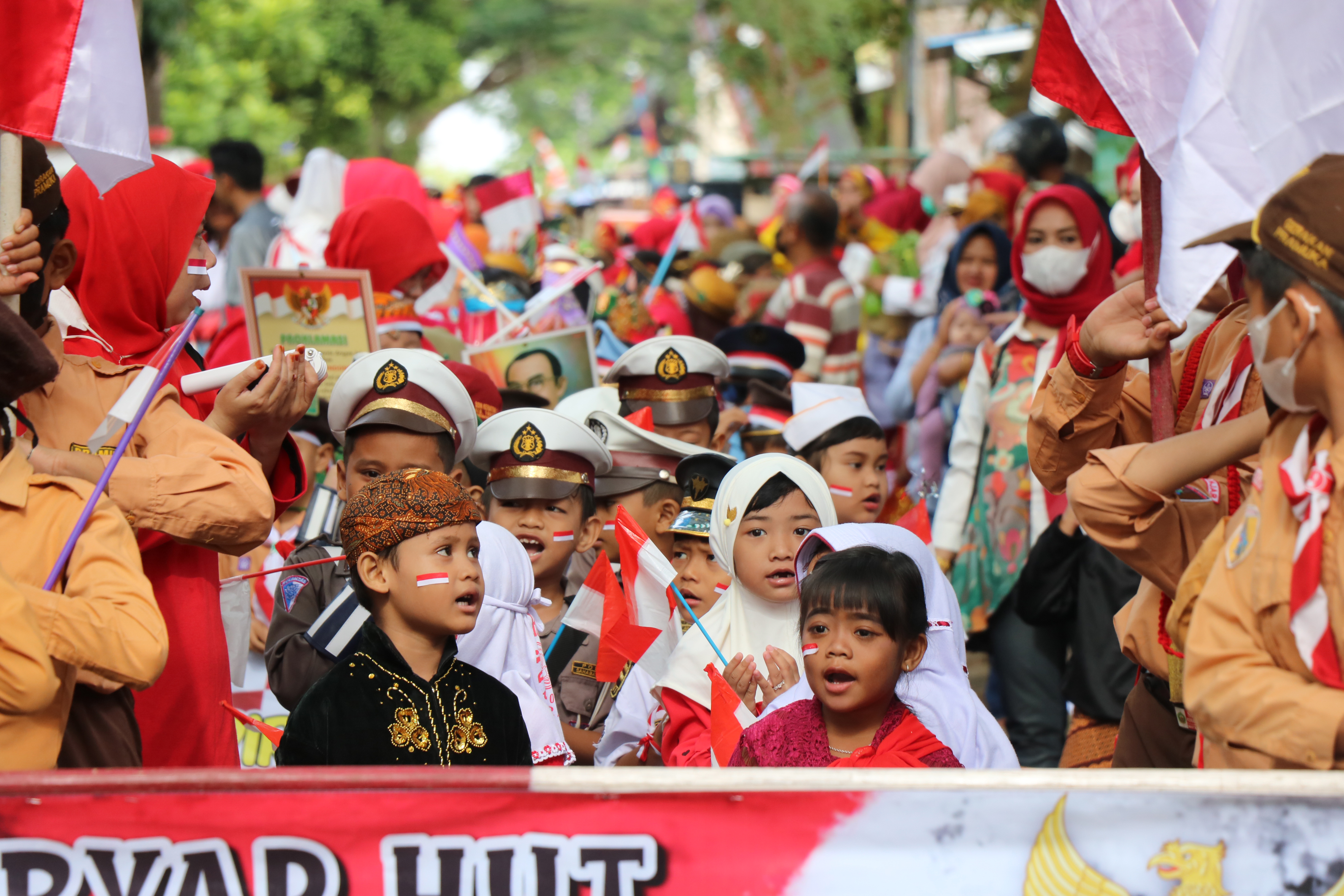 https://infopublik.banjarkab.go.id/Antusias Anak-Anak Mengikuti Karnaval Jalan Santai